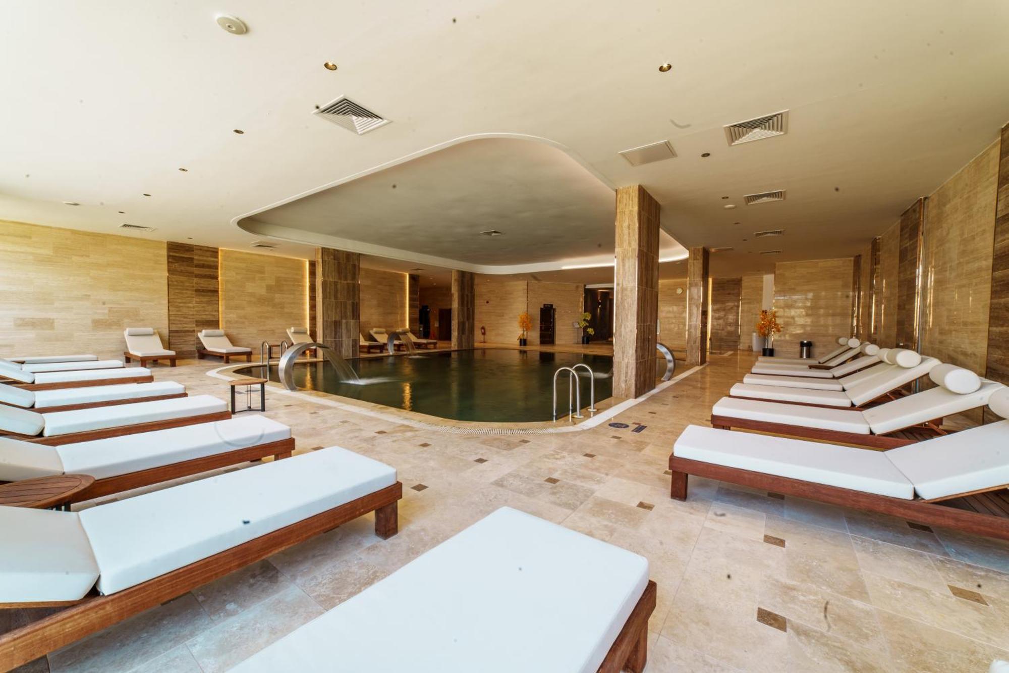 Anadolu Hotels Esenboga Thermal Exteriér fotografie